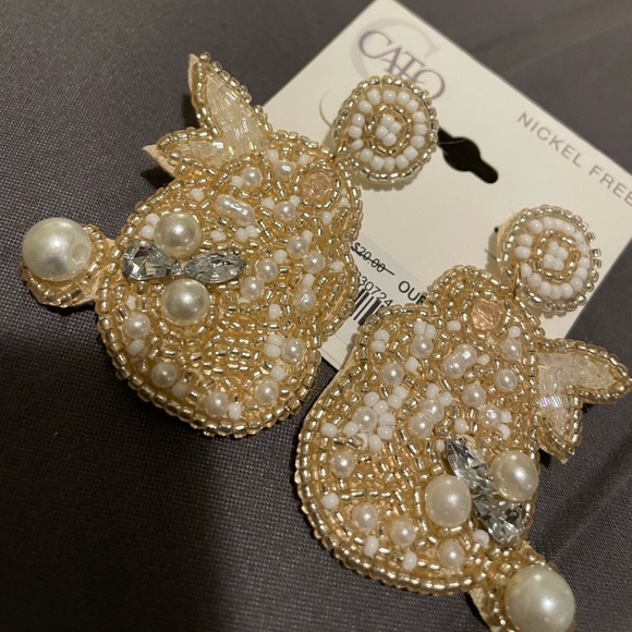 Nwt beaded bunny post back earrings - Picture 3 of 5